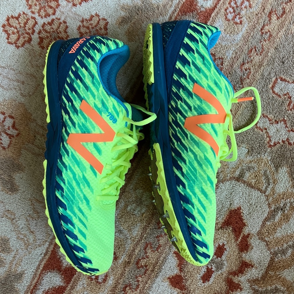 New Balance XC 700 track spikes